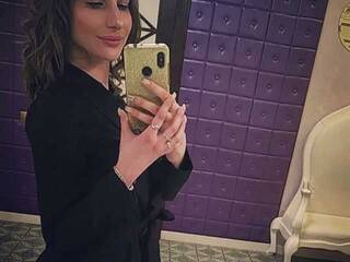 Erotik görüntülü sohbet -AnnaMaria-a