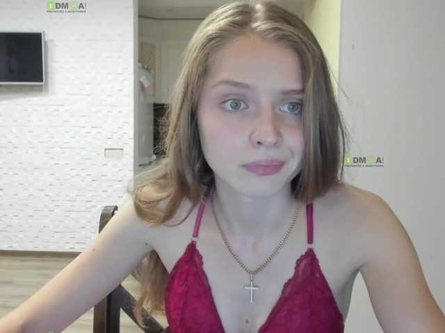 Fotoğraflar -Melissa- I am Mel. CRAZY GIRL Send love [none] Every 20 tokens I show my tits