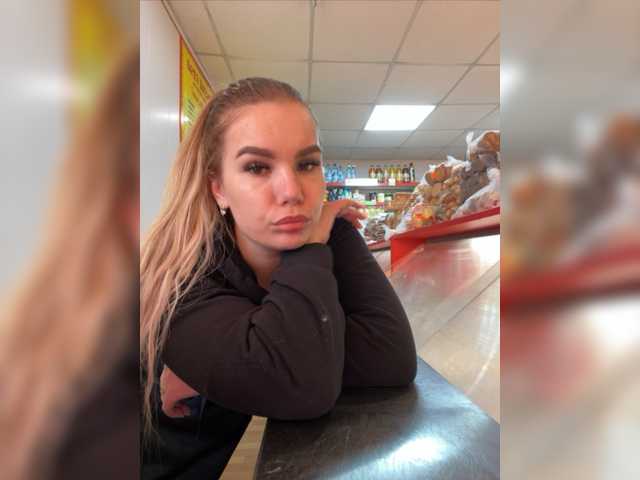 Yayın ekran görüntüleri blonde_in_top
