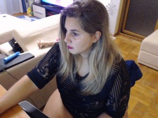 Fotoğraflar 4youthebest if u like me so just tipp no demand and tip for request!c2c is 166 one tip! #lovense lush and lovense nora : Device that vibrates at the sound of Tips and makes me wet.