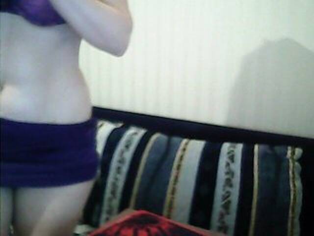 Yayın ekran görüntüleri Abbi-love