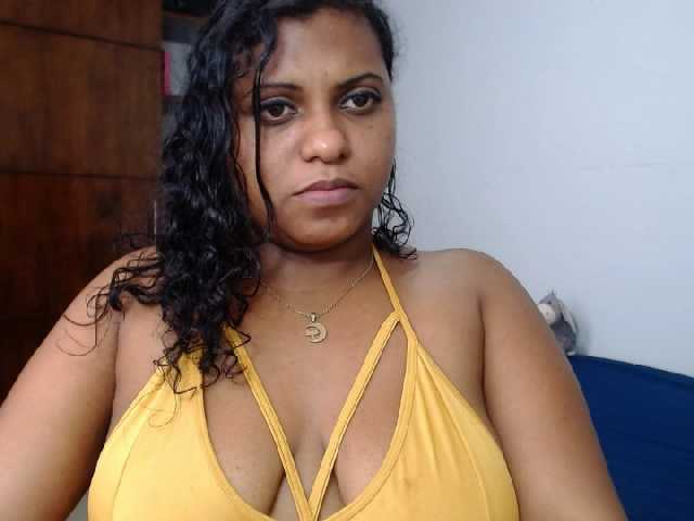 Fotoğraflar AbbyLunna1 hot latina girl wants you to help her squirt # big tits # big ass # black pussy # suck # playful mouth # cum with me mmmm