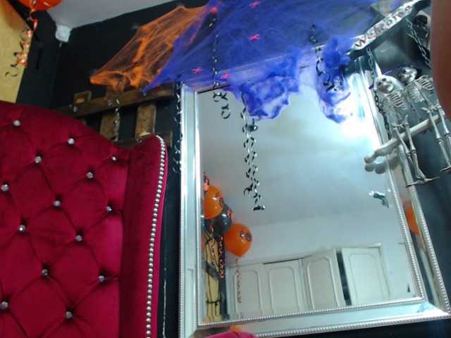 Yayın ekran görüntüleri Abellaskins