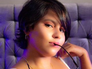 Erotik görüntülü sohbet AbellaSmith