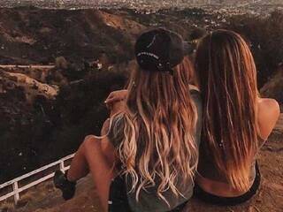 Erotik görüntülü sohbet adahlia-angel