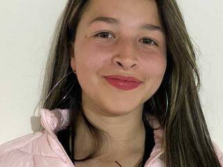 Erotik görüntülü sohbet ADARANYK