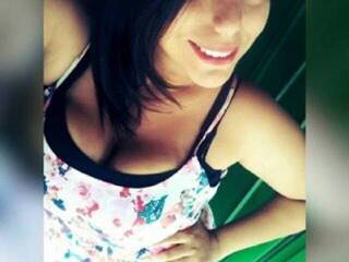 Erotik görüntülü sohbet AdelaRose