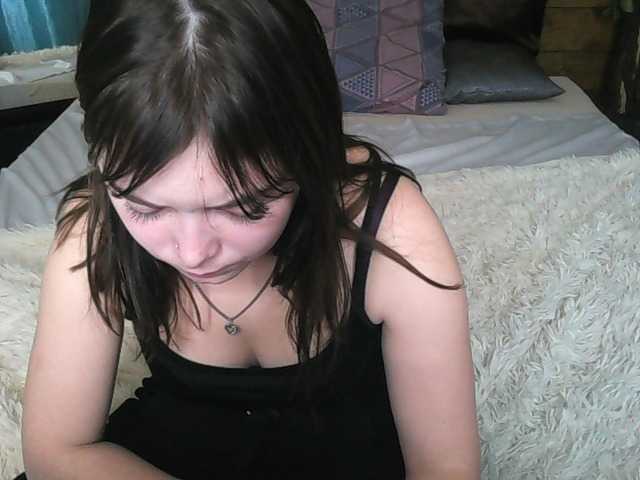 Yayın ekran görüntüleri AdelineKel