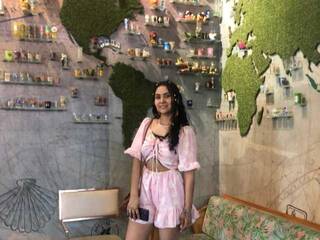 Erotik görüntülü sohbet adharawalker