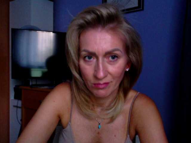 Yayın ekran görüntüleri AdreySmith