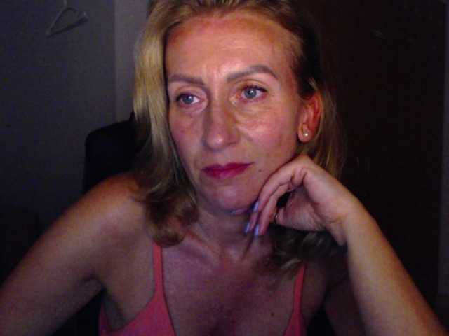 Yayın ekran görüntüleri AdreySmith