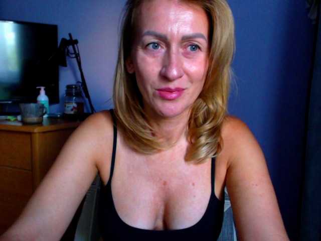 Yayın ekran görüntüleri AdreySmith