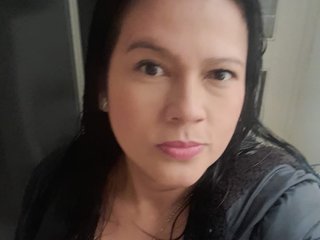 Erotik görüntülü sohbet Adriana-Rodriguez