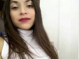 Erotik görüntülü sohbet adriennesexy