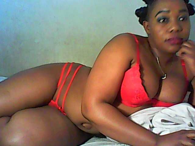 Fotoğraflar AfriGoddess Your New Mistress on here.... Give her a warm welcome and some $$$$ love!! Kisses