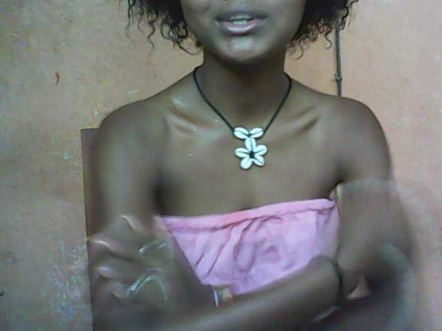 Fotoğraflar afrogirlsexy hello everyone, i need tks for play with here, let s tip me now, i m ready , 50 tks naked