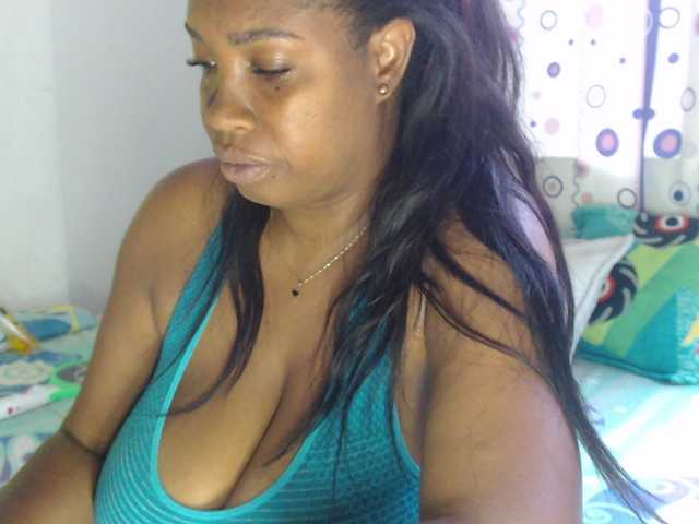 Fotoğraflar agatafox #mature #ebony #big tits #play lovense #latina #lovense