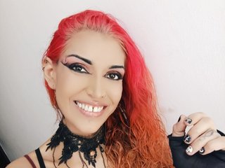 Erotik görüntülü sohbet AgathaTenebri