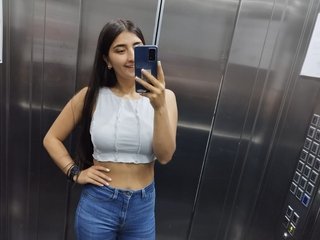 Erotik görüntülü sohbet AHRI-TAY