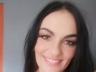 Erotik görüntülü sohbet AileenDoll