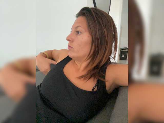 Yayın ekran görüntüleri AimeLeSex1