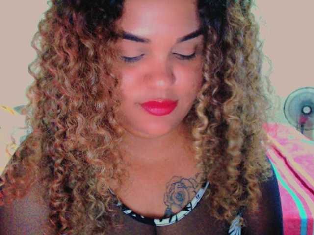 Yayın ekran görüntüleri aishaaovit