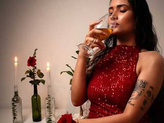 Erotik görüntülü sohbet akiralovee