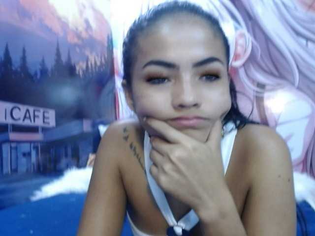 Yayın ekran görüntüleri AlanaFonseca