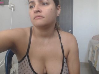 Erotik görüntülü sohbet ADHARA_
