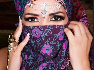 Erotik görüntülü sohbet AlenaRain