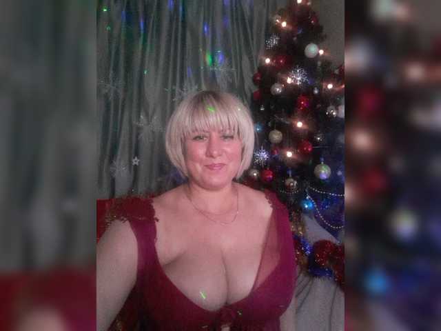 Fotoğraflar Alenka_Tigra Requests for tokens! If there are no tokens, put love it's free! All the most interesting things in private! SPIN THE WHEEL OF FORTUNE AND I SHOW 25 TITS Tokens BINGO from 17 tokens BREASTSRoll THE DICE 30 tok -the main PRIZE IS A CRUSTACEAN ASS