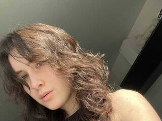 Erotik görüntülü sohbet alexastay