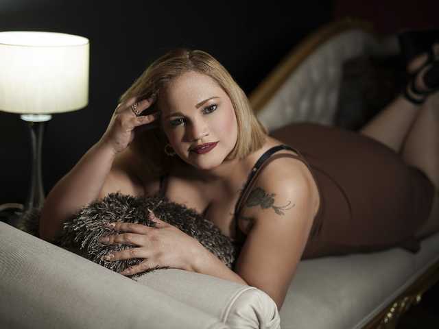 Profilin fotoğrafı Alice-Jones1