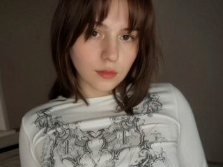 Erotik görüntülü sohbet Alice-Nour