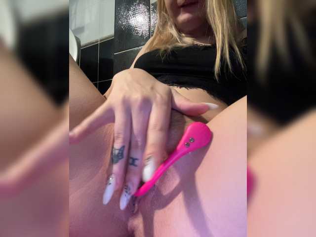 Fotoğraflar Alice0Kitty SHOW WITH DILDO AND SQUIRT 2051 Favorite vibration 21