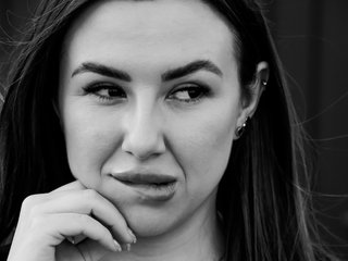 Erotik görüntülü sohbet AliceLee