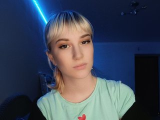 Erotik görüntülü sohbet Alina225