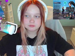 Erotik görüntülü sohbet AlinaAdams