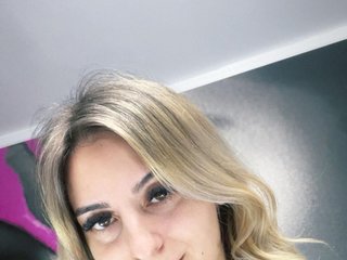 Erotik görüntülü sohbet AlisaCamerron