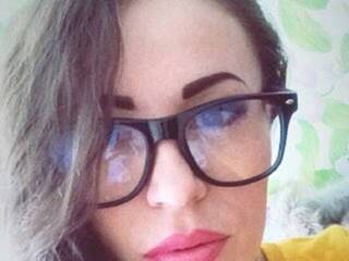 Erotik görüntülü sohbet AlisaKey