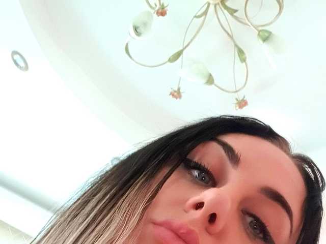 Profilin fotoğrafı AlisaKisa555