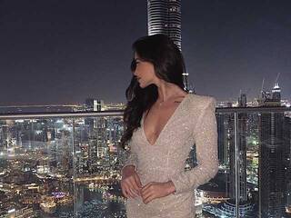 Erotik görüntülü sohbet Alisheerrr