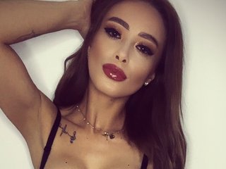 Erotik görüntülü sohbet AlleRose
