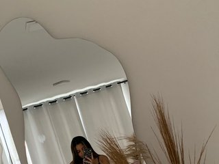 Erotik görüntülü sohbet Allisonowens