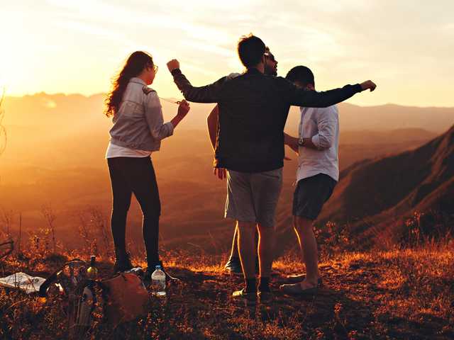 Profilin fotoğrafı altairstuiosvip