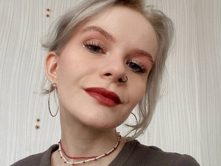 Erotik görüntülü sohbet Niki_Tat