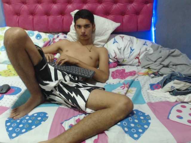 Yayın ekran görüntüleri Alysaandevan