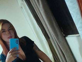 Erotik görüntülü sohbet AMADORAa