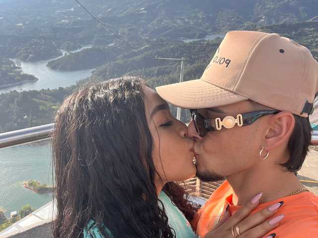 Profilin fotoğrafı amanda-justin14