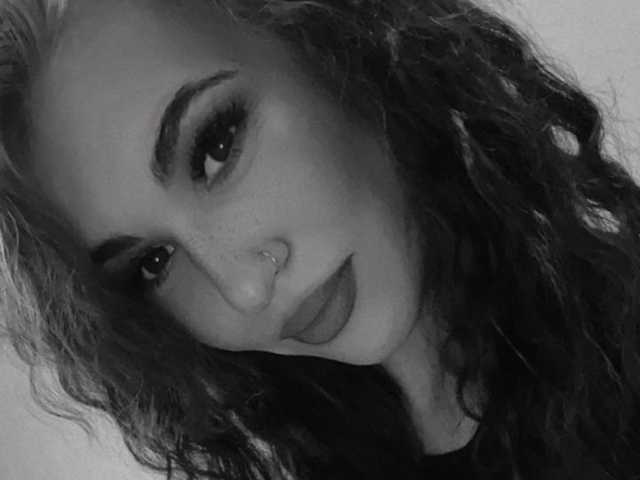 Profilin fotoğrafı AmandaBlare